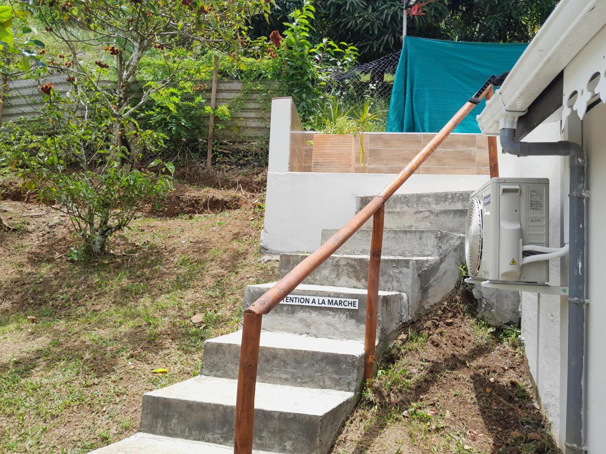 La Poulette Amazonienne Villa Riviere-Pilote ภายนอก รูปภาพ